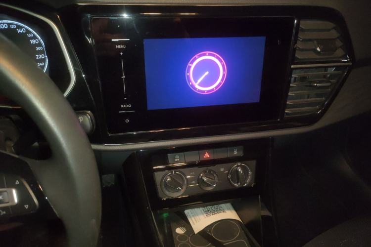 Used Jetta VS5 2021 280TSI Manual Entry-Level Trim Audio And AC Panel