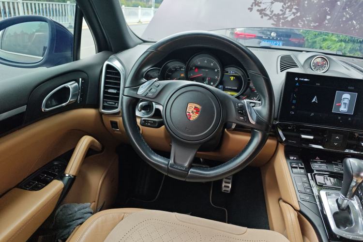 Used Porsche Cayenne 2014 Cayenne Platinum Edition 3.0T