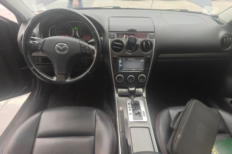 Used Mazda 6 2015 2.0L Automatic Fashion Edition Center Console