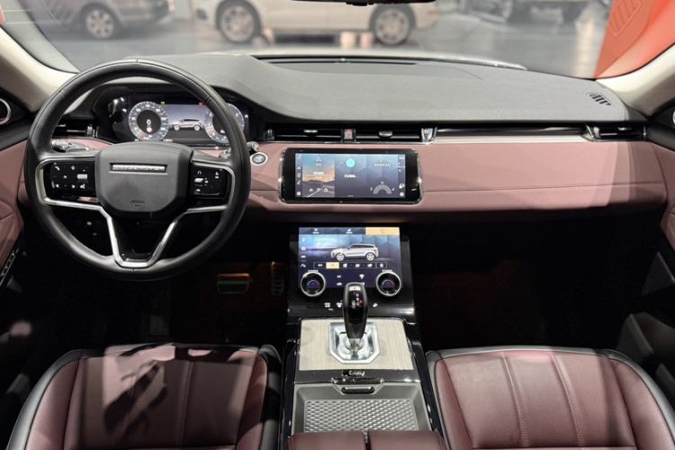 Used Land Rover Range Rover Evoque 2023 Aurora L 249 PS Luxury Edition
