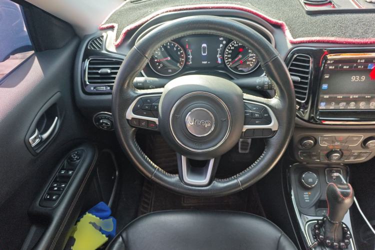 Used Jeep Compass 2017 200T Automatic Prestige Four-Wheel Drive Edition Steering Wheel