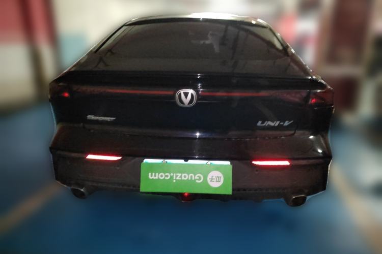 Used CHANGAN UNI-V 2022 1.5T Prestige Version Rear