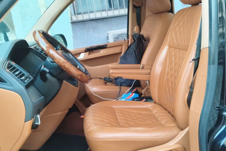 Used Volkswagen Caravelle 2017 2.0 TSI 4x4 Comfort Edition 7-Seater
