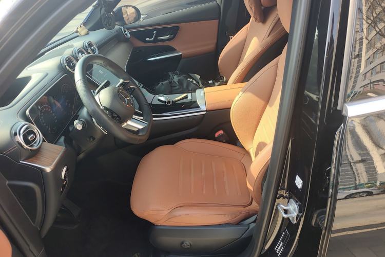 Used Mercedes-Benz GLC 2023 GLC 300 L 4MATIC Dynamic 7-Seater
