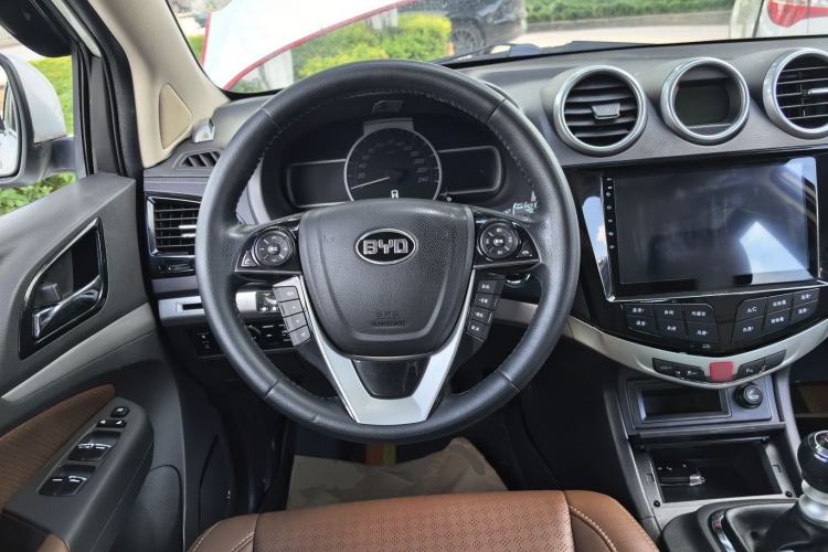 Used BYD S7 2015 1.5T Manual Luxury Model