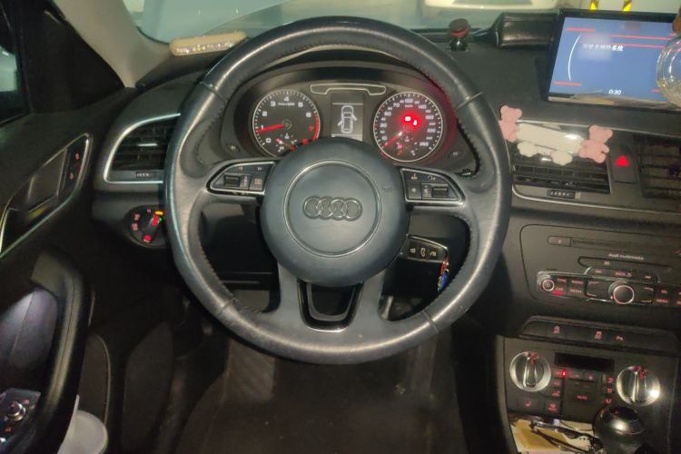 Used Audi Q3 2015 35 TFSI Comfort Model