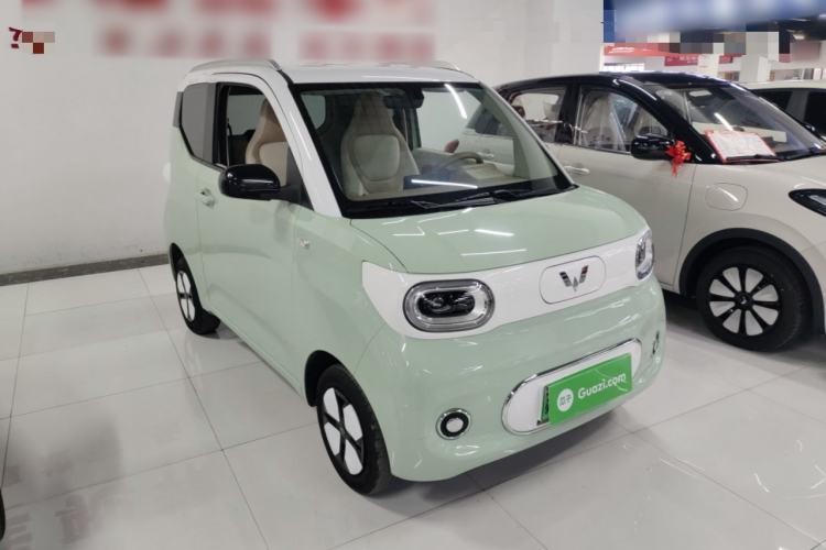 Used Wuling Hongguang MINIEV 2024 3rd Generation 215km Advanced Version
