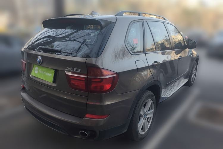 Used BMW X5 2011 xDrive35i Leading Model Rear Right 45 Deg