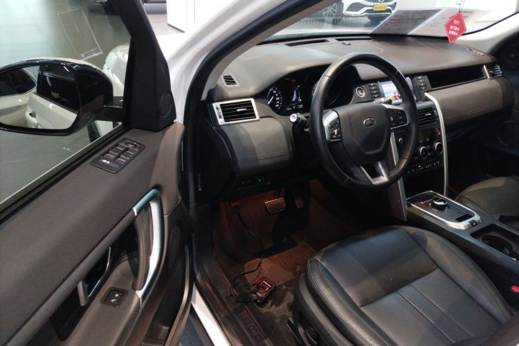 Used Land Rover Discovery Sport 2019 240 PS SE Version China VI Standard Driver Seat