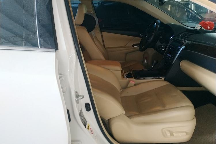 Used Toyota Camry 2016 2.0G 10th Anniversary Leading Edition