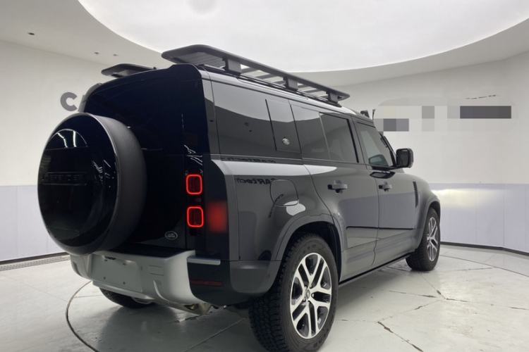 Used Land Rover Defender 2024 110 3.0T P400 Dark Edition
