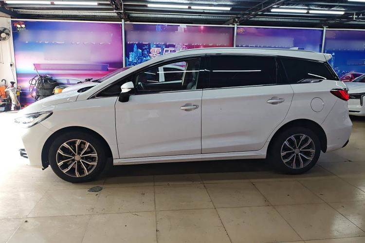Used BYD Song MAX 2019 1.5T Automatic Smart Connect Ruiyi Sunroof Version 6 Seats China VI Standard
