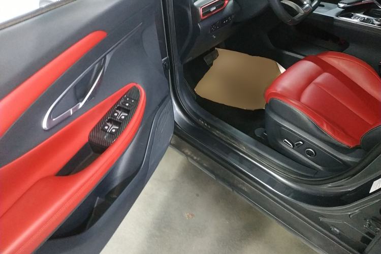 Used CHANGAN UNI-T 2020 1.5T Flagship Version
