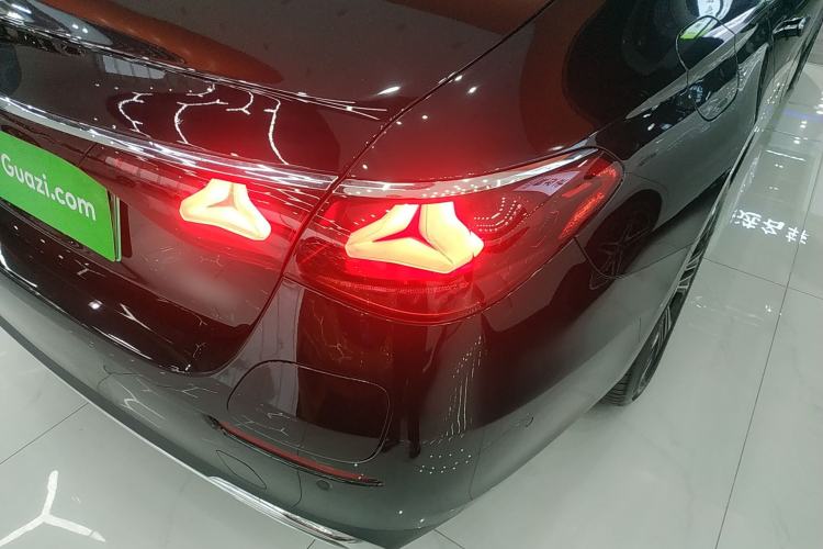 Used Mercedes-Benz E-Class New Energy 2024 E 350 e L Plug-in Hybrid Sedan