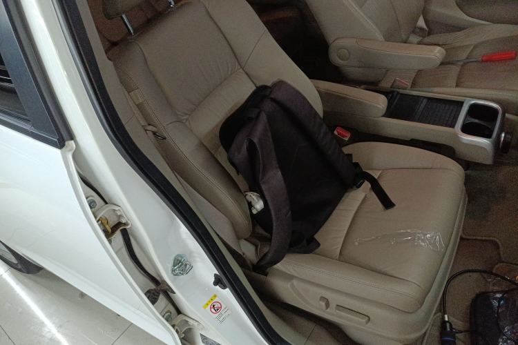 Used Honda Odyssey 2014 2.4L Luxury Edition Right Front Seat