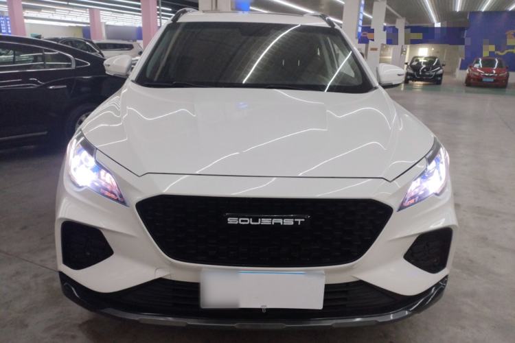 Used Soueast DX8S 2022 1.5T DCT Chieftain Edition 7-Seater
