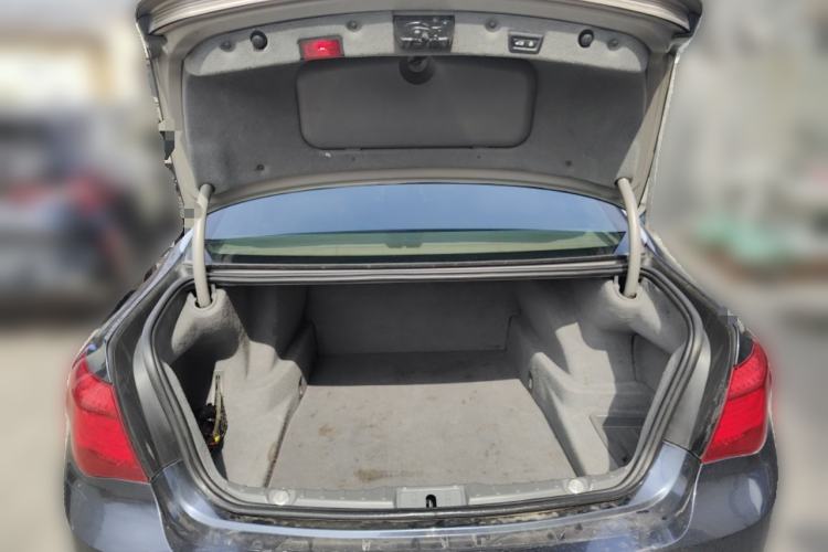 Used BMW 7 Series 2013 740Li Leading Model Trunk