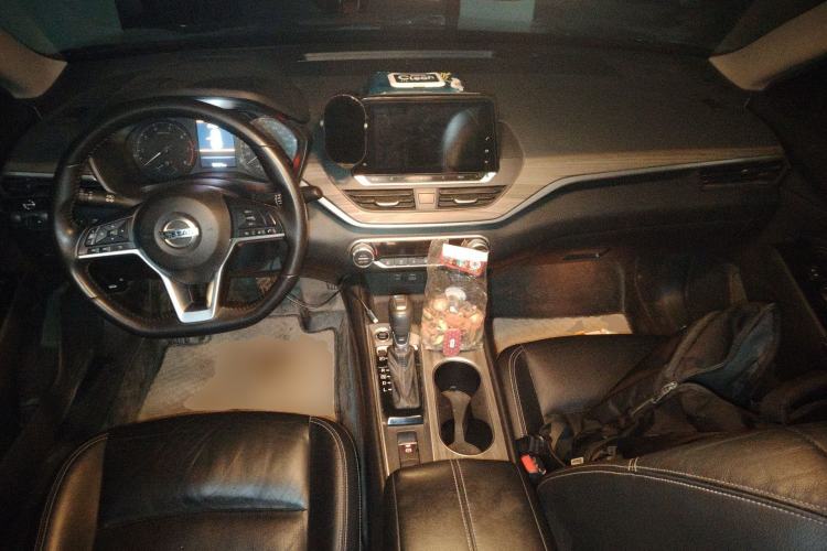 Used Nissan Teana 2021 2.0L XL Comfort Edition Center Console