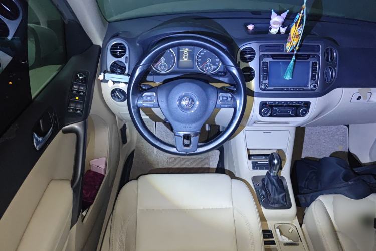 Used Volkswagen Tiguan 2012 1.8TSI Automatic Two-Wheel Drive Elite Edition Steering Wheel