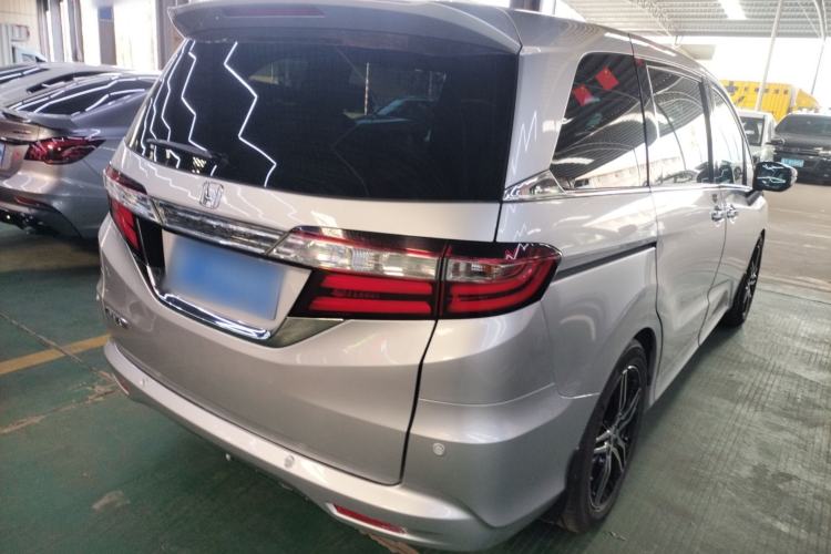 Used Honda Odyssey 2015 2.4L Supreme Edition