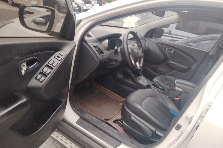 Used Hyundai ix35 2012 2.0L Automatic Two-Wheel Drive Elite Edition GLS