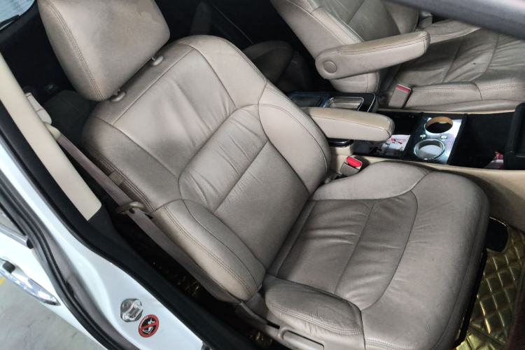 Used Honda Odyssey 2015 Revised 2.4L Luxury Edition Right Front Seat