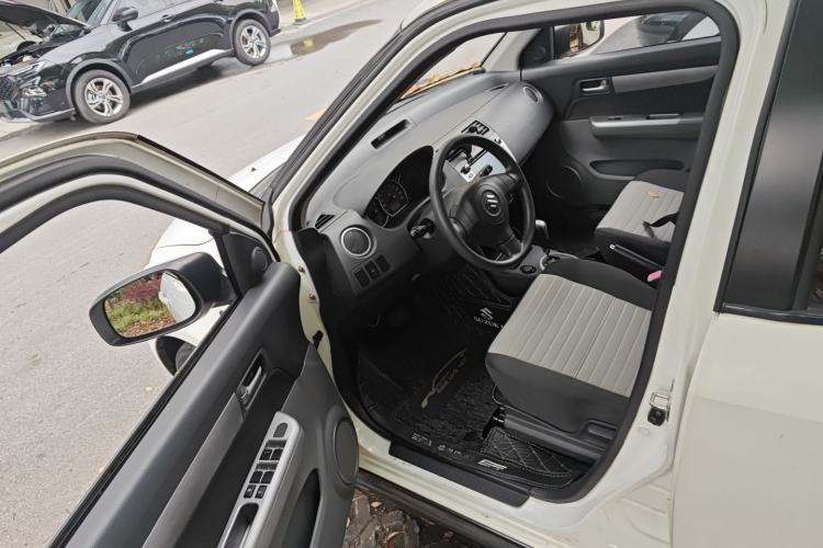 Used Suzuki Swift 2014 1.5L Automatic Fashion Edition