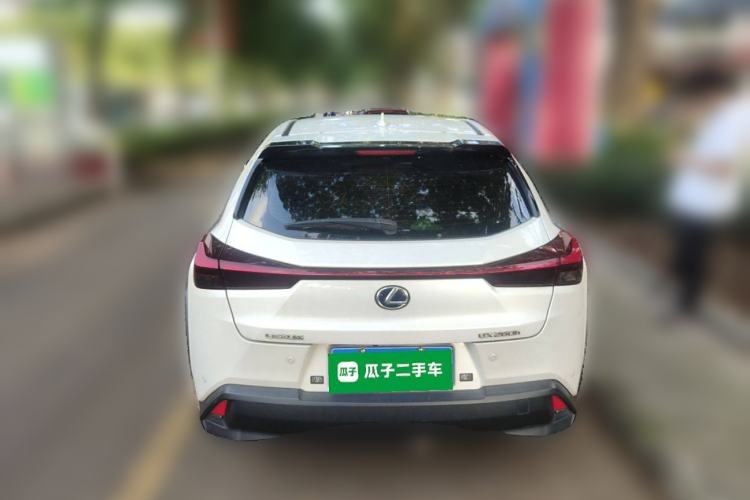 Used Lexus UX 2020 260h Explore-Cool Edition
