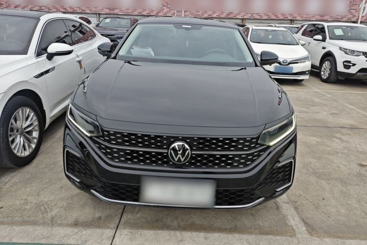 Used Volkswagen Passat 2023 330TSI Starry Elite Edition
