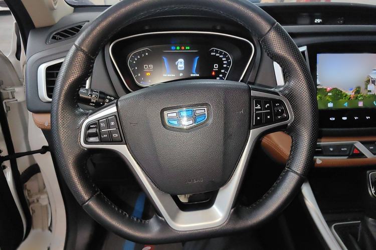 Used Geely Auto Vision X6 2019 1.4T CVT 4G Connected Luxury Version China VI Standard