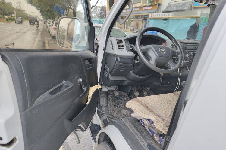 Used Foton Scenic G7 2015 2.0L Commercial Version Long Wheelbase High Roof – 486EQV4