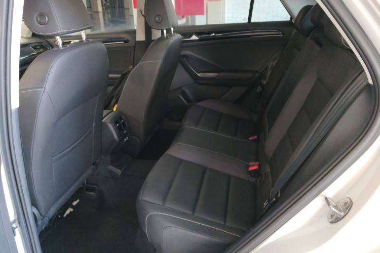 Used Volkswagen T-ROC 2020 280TSI DSG Two-Wheel Drive Comfort Version
