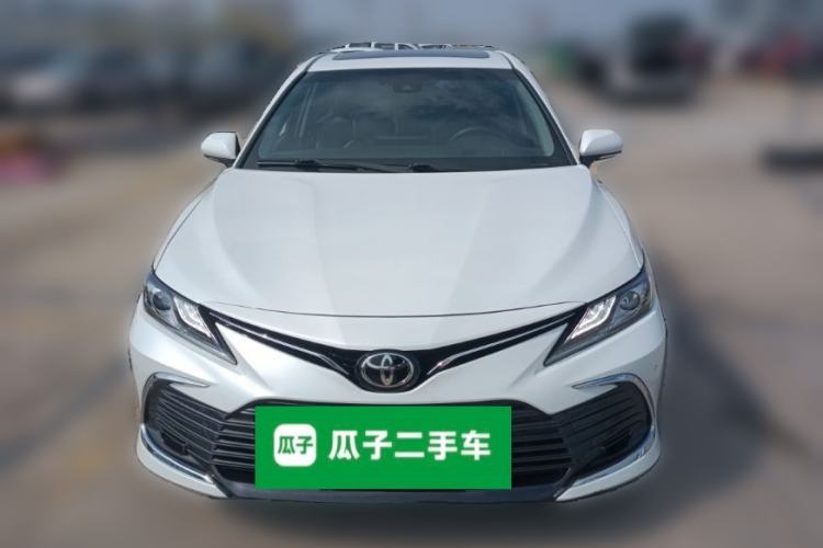 Used Toyota Camry 2021 2.0G Luxury Edition Front