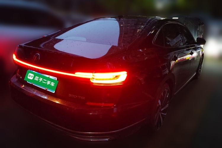 Used Volkswagen Passat 2022 330TSI Elite Edition Rear Right 45 Deg