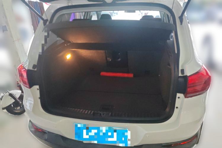 Used Volkswagen Tiguan 2015 1.8TSI Automatic Two-Wheel Drive Trend Edition Trunk