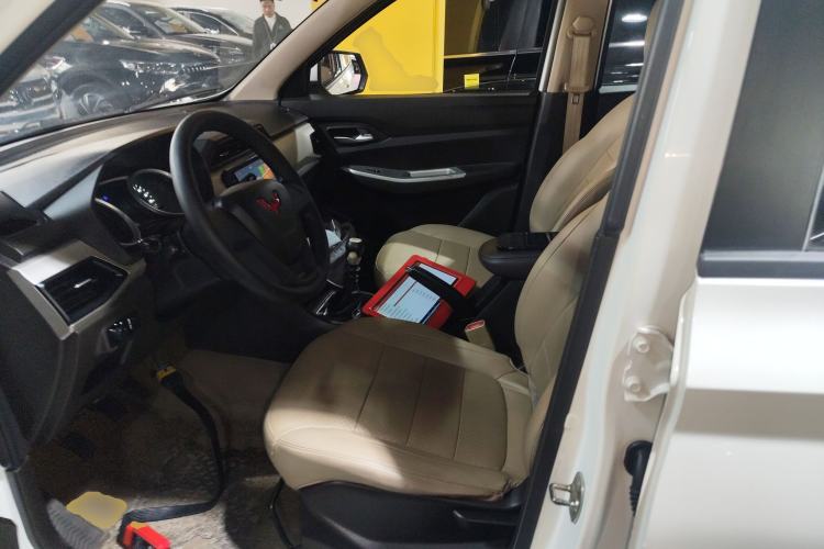 Used Wuling Hongguang 2021 1.5L Facelifted S Comfort Version with Electric Power Steering LAR