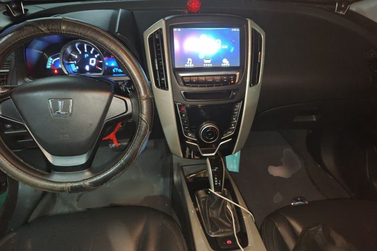 Used Luxgen U6 SUV 2017 1.8T Tech Value Model
