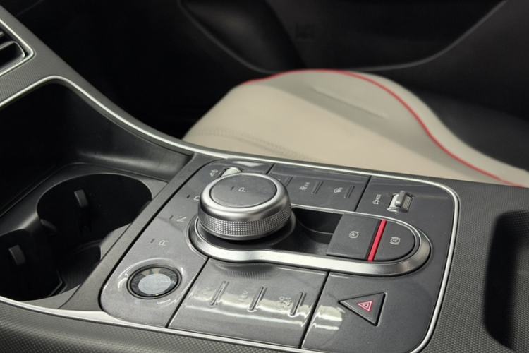 Used BYD Destroyer 05 2023 Champion Edition DM-i 55KM Luxury Model Gear Lever