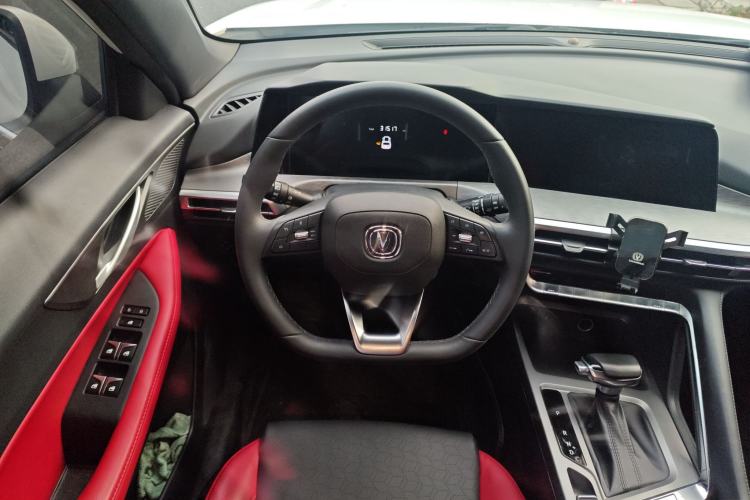 Used CHANGAN CS35PLUS 2022 Blue Whale NE 1.4T DCT Luxury Model Steering Wheel