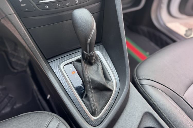 Used Buick Excelle GX 2019 18T Automatic Connected Elite Model China VI Standard