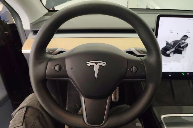 Used Tesla Model Y 2022 Revised Version Long-Range All-Wheel Drive Steering Wheel