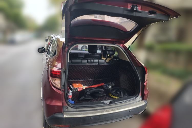 Used Honda Vezel 2015 1.8L CVT 2WD Luxury Model
