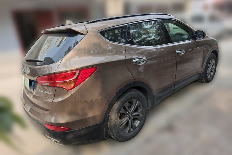 Used Hyundai Santa Fe 2013 2.4L Automatic Two-Wheel Drive Smart Version