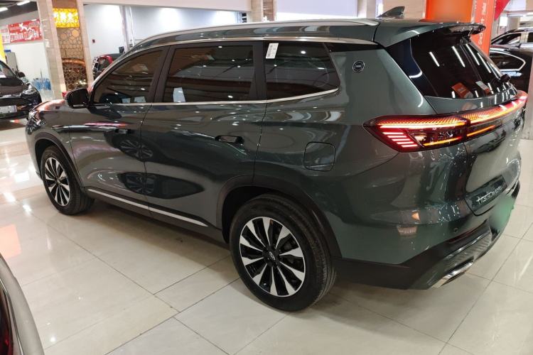 Used Chery Tiggo 8 PLUS 2025 290TGDI DCT Prestige 5-Seater
