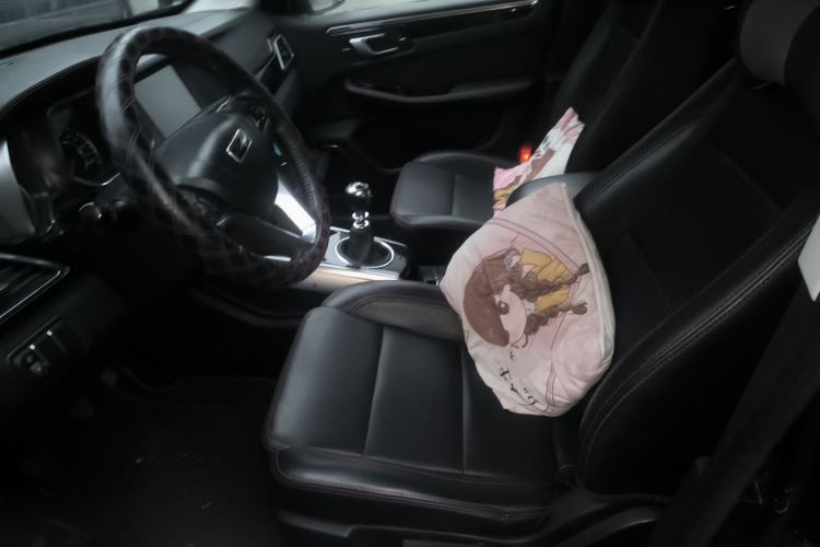 Used Zotye Domy X5 2016 1.5T Manual Luxury 7-Seater Model China IV Standard Left Front Seat