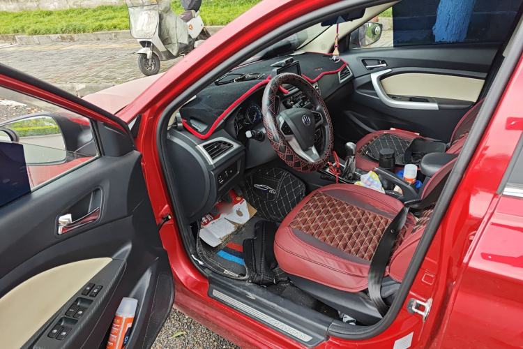 Used Changan Alsvin V7 2016 1.6L Manual Enjoyment Model China V Standard
