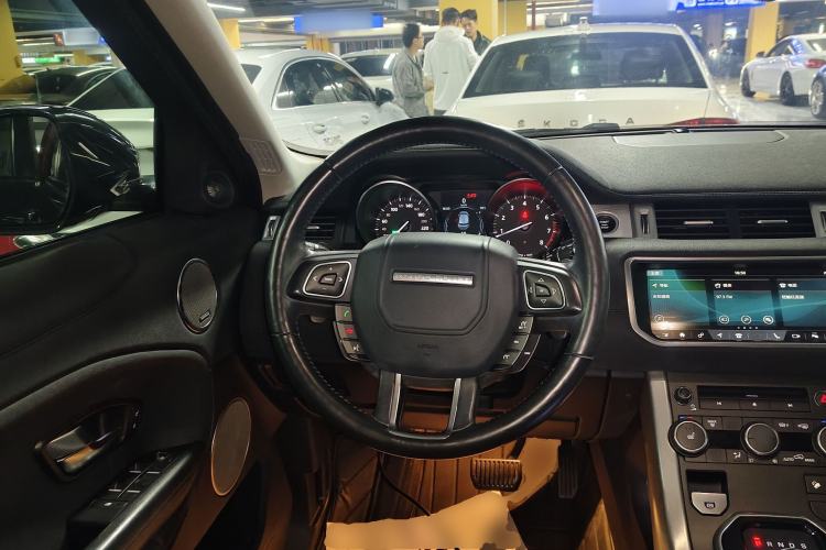 Used Land Rover Range Evoque 2018 240 PS SE Smart Brilliance Edition