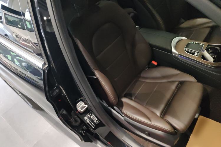 Used Mercedes-Benz GLC 2020 GLC 260 L 4MATIC Luxury Model Right Front Seat