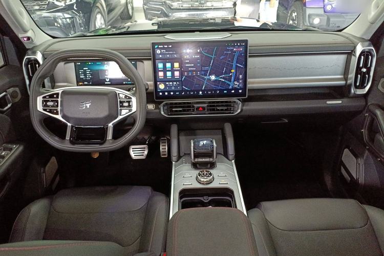 Used JETOUR Traveler 2023 2.0T Four-Wheel Drive Conqueror