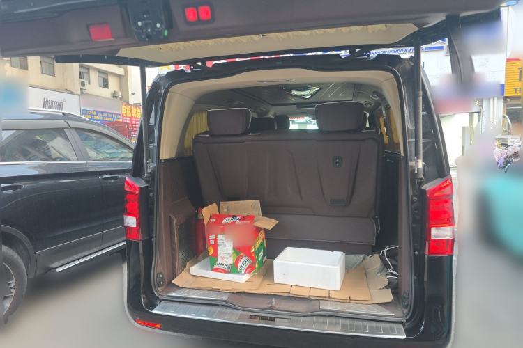 Used Mercedes-Benz Vito 2018 2.0T Elite Version 7 Seats China VI Emission Standard Trunk